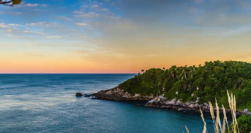 Las playas de Santa Catarina en Brasil 10 razones para invertir en bienes raíces. Porto Belo
